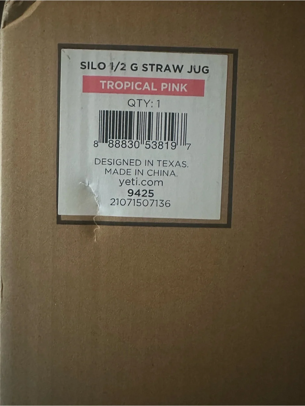 New in Box - Yeti Silo Half Gallon Jug - Tropical Pink - Straw Cap